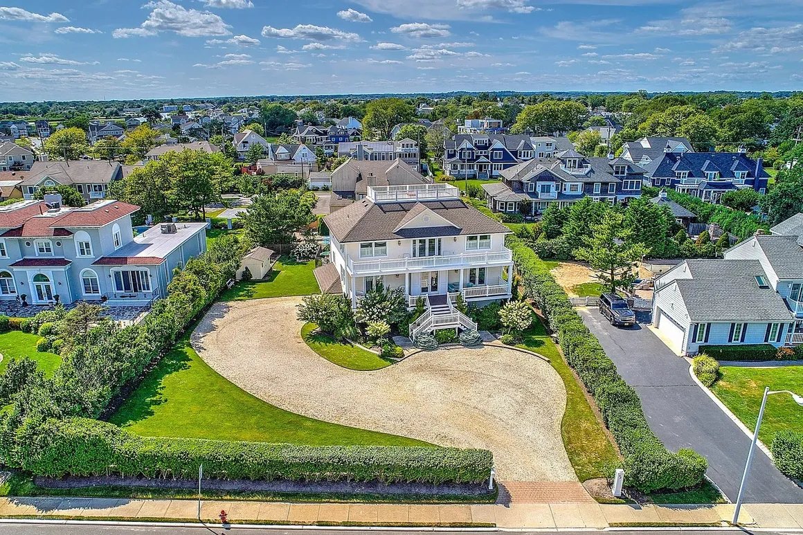 Shore Colonial Residence Architectural Design – Monmouth Beach, NJ